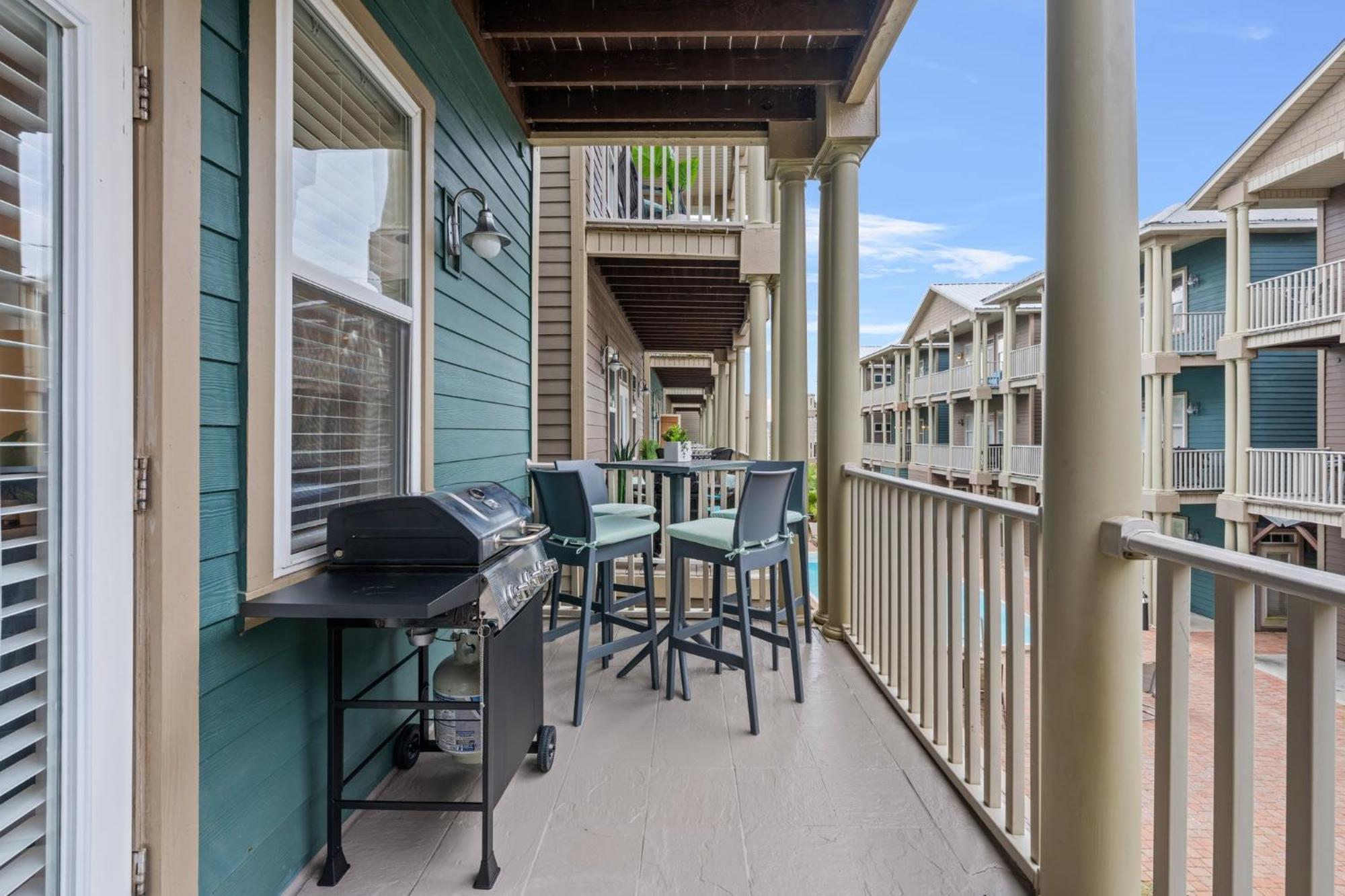 Crescent Moon Palace - A Luxury Home With Pool, Parking, Just Steps To The Beach Panama City Beach Zewnętrze zdjęcie