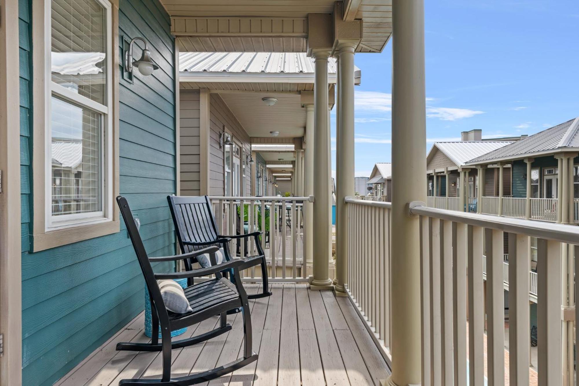 Crescent Moon Palace - A Luxury Home With Pool, Parking, Just Steps To The Beach Panama City Beach Zewnętrze zdjęcie